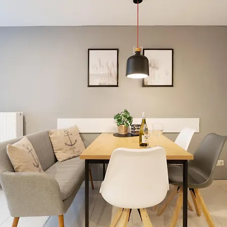 Haus Strandgefluester Moewennest Grömitz